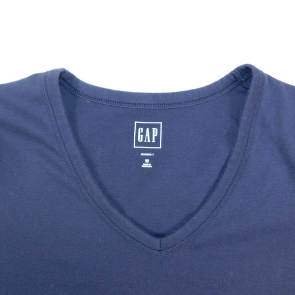 GAP Modern T Navy Blue Short Sleeve V-Neck Tee – Size M - Picture 3 of 3